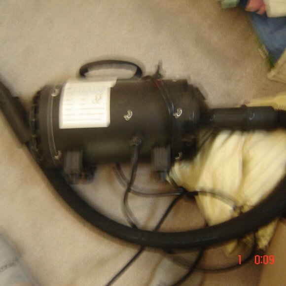 Pet Hair Dryer - Picture 2 of 2